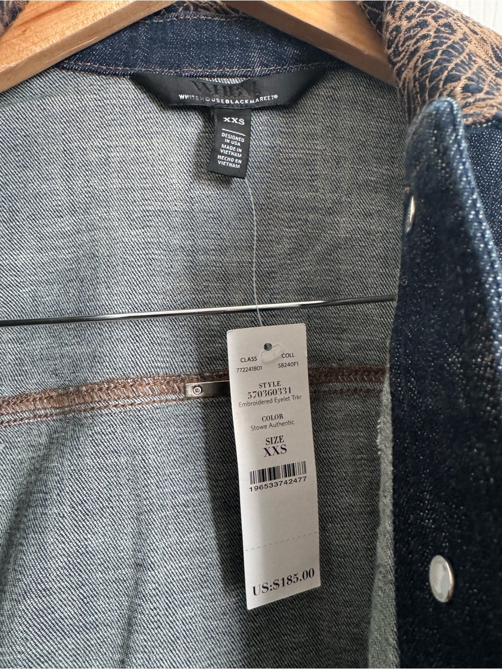 White House Black Market Dark Blue Denim Jacket with Tan Floral Embroidery - Picture 5 of 5